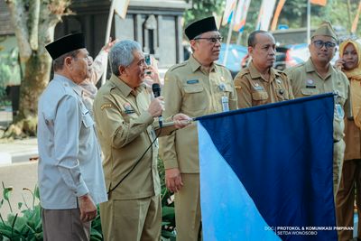 Pelepasan Driver Ojek Online pembawa paket sekolah untuk 1.185 anak dan 157 pasien TBC dari Baznas Wonosobo