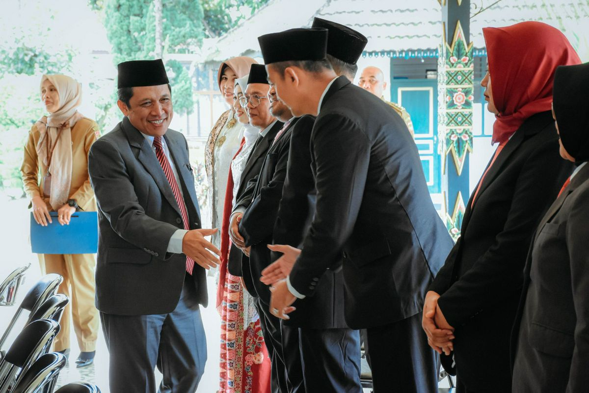 PELANTIKAN DAN PENGAMBILAN SUMPAH JANJI PEJABAT MANAJERIAL, FUNGSIONAL, DAN KEPALA SEKOLAH OLEH BUPATI WONOSOBO