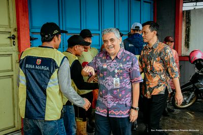 Wakil Bupati dan Sekda Wonosobo Tinjau Kesiapan Jalan Menjelang Hari Raya Idulfitri 1446 H