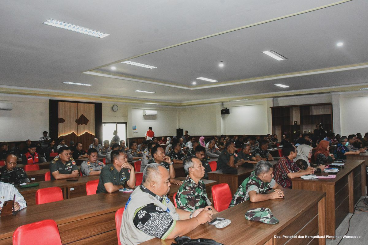 Rapat High level meeting menghadapi Hari Raya Idul Fitri 1446 H