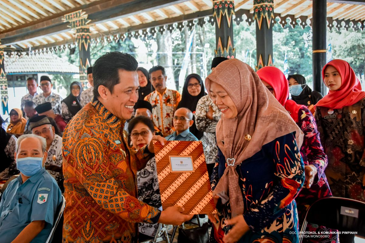 Penyerahan SK Pensiun Periode Januari - April Tahun 2026