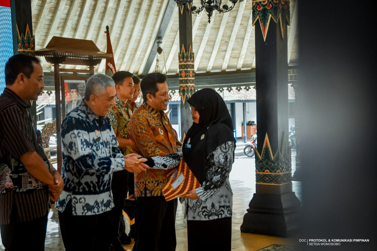 Penyerahan SK Pensiun Periode Januari - April Tahun 2026
