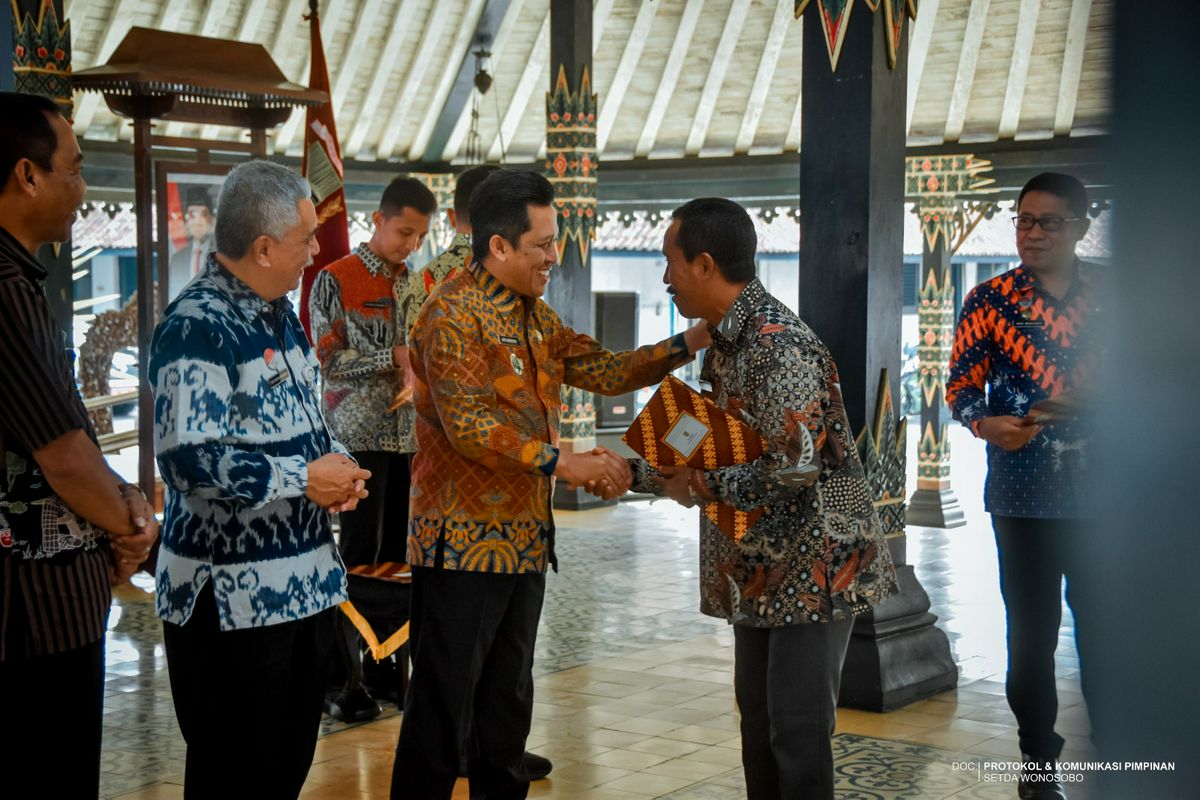 Penyerahan SK Pensiun Periode Januari - April Tahun 2026