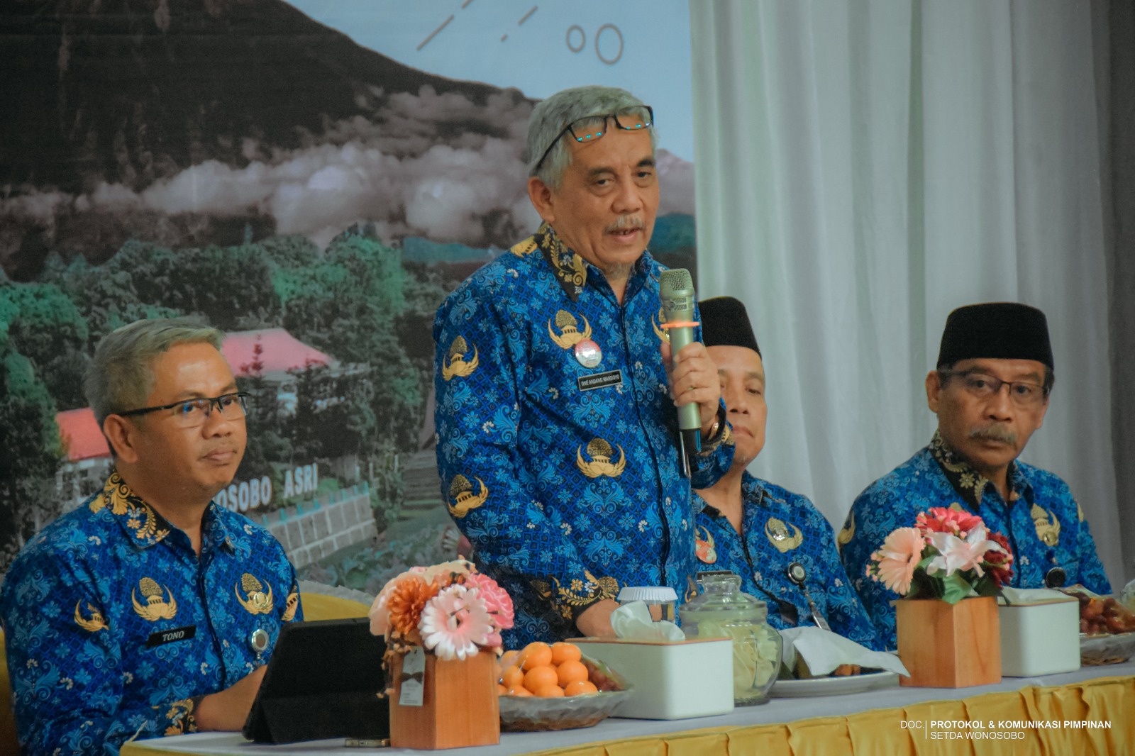 Rapat Koordinasi Tim Koordinasi Penanggulangan Kemiskinan Daerah