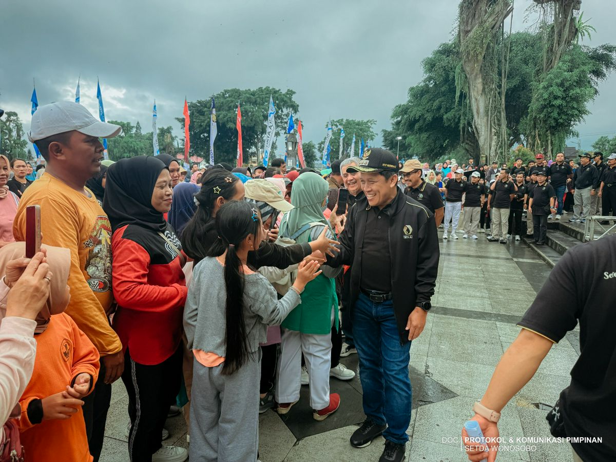 Jalan Sehat HUT PDAM Tirta Aji ke-50