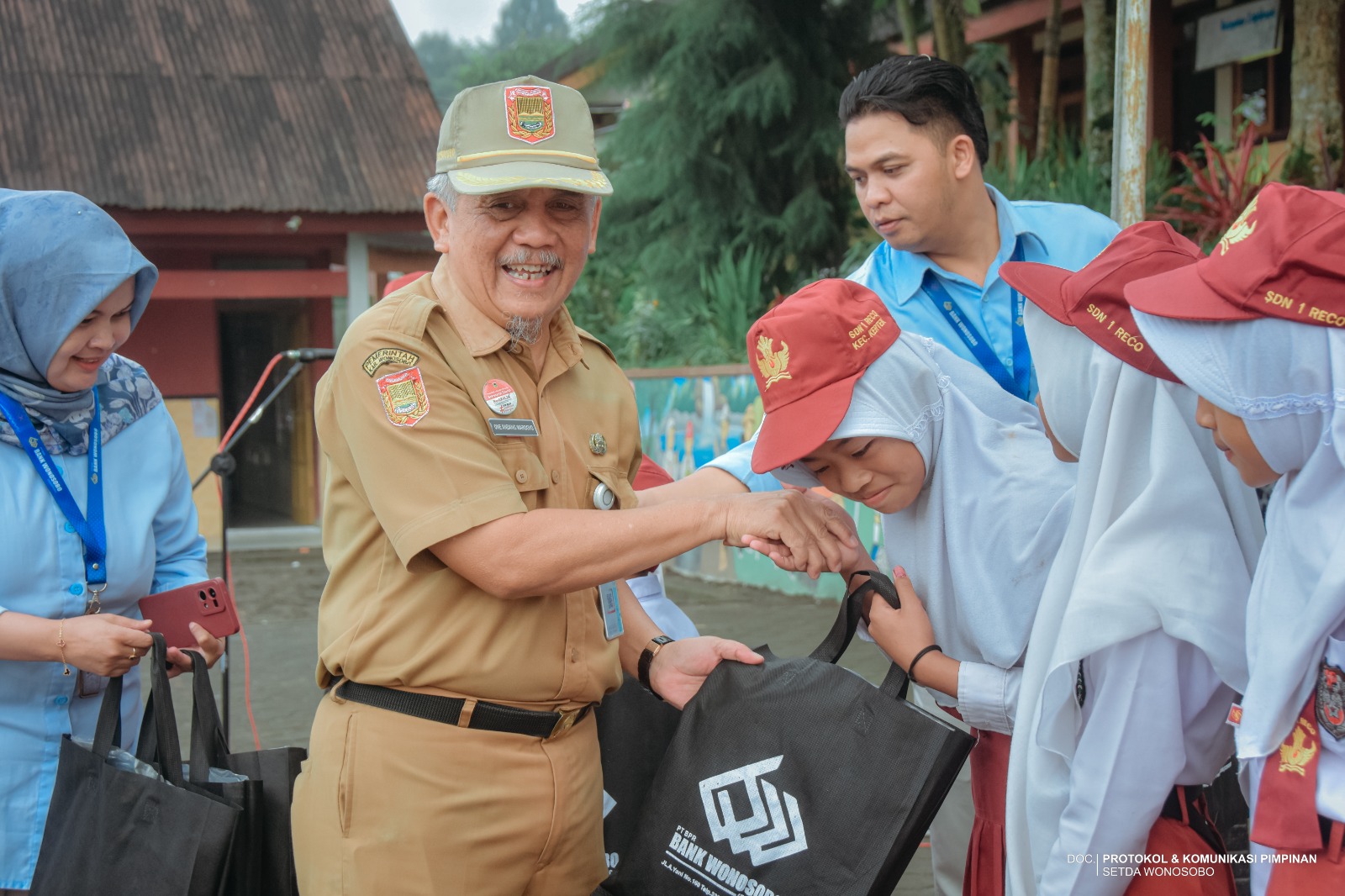 690954aa9e75a_WhatsApp Image 2025-11-03 at 09.49.57 (2).jpeg