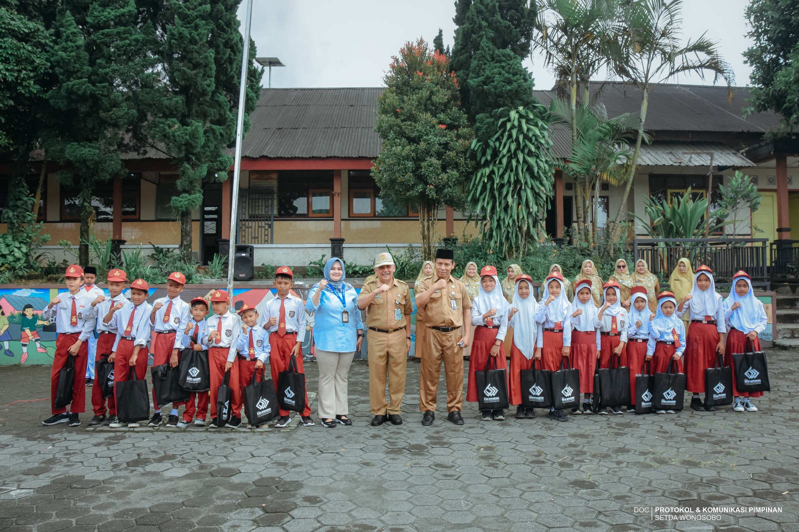 690954aaa51c7_WhatsApp Image 2025-11-03 at 09.49.57 (3).jpeg