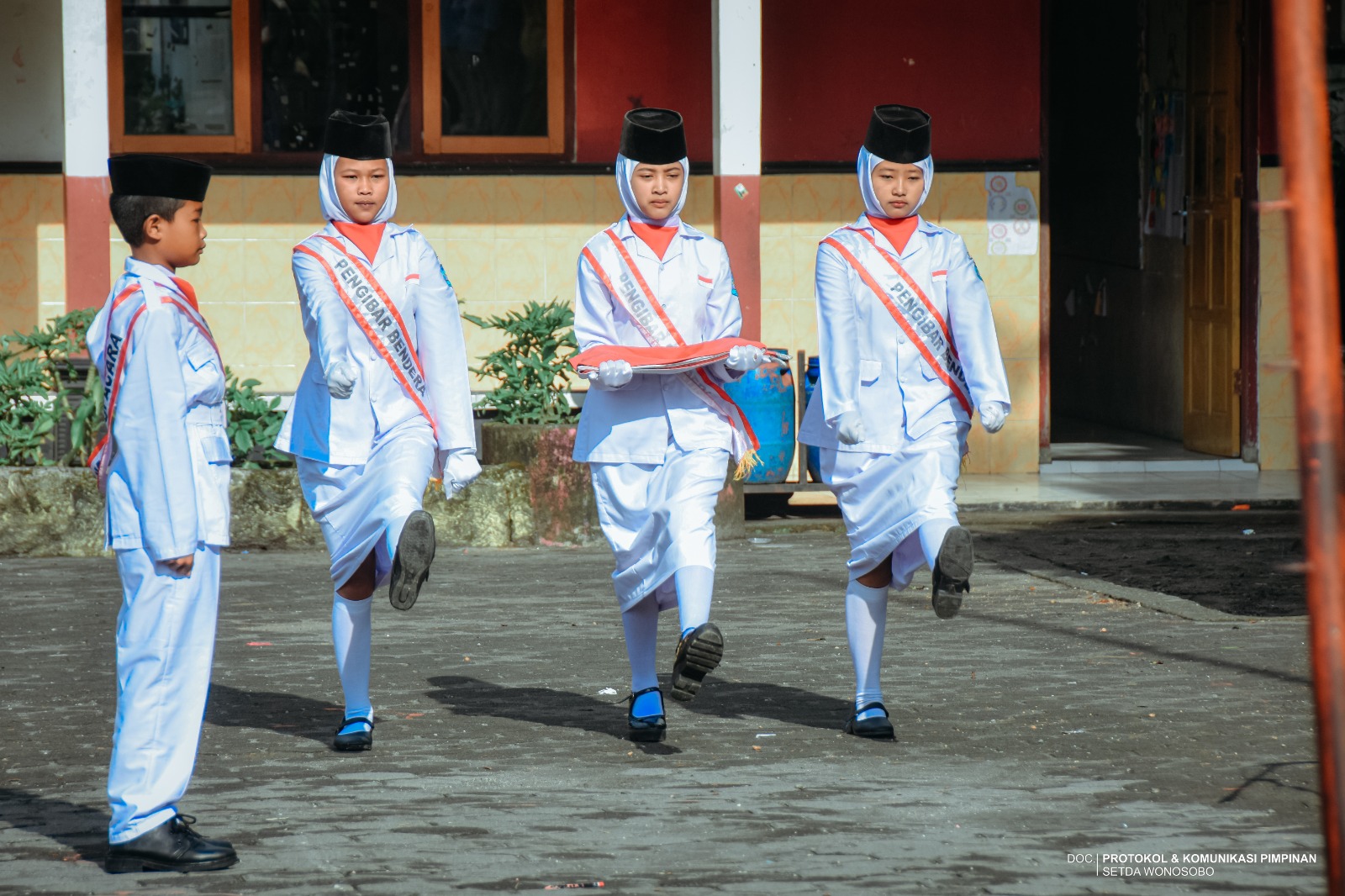 690954abd3bbf_WhatsApp Image 2025-11-03 at 09.49.55 (1).jpeg