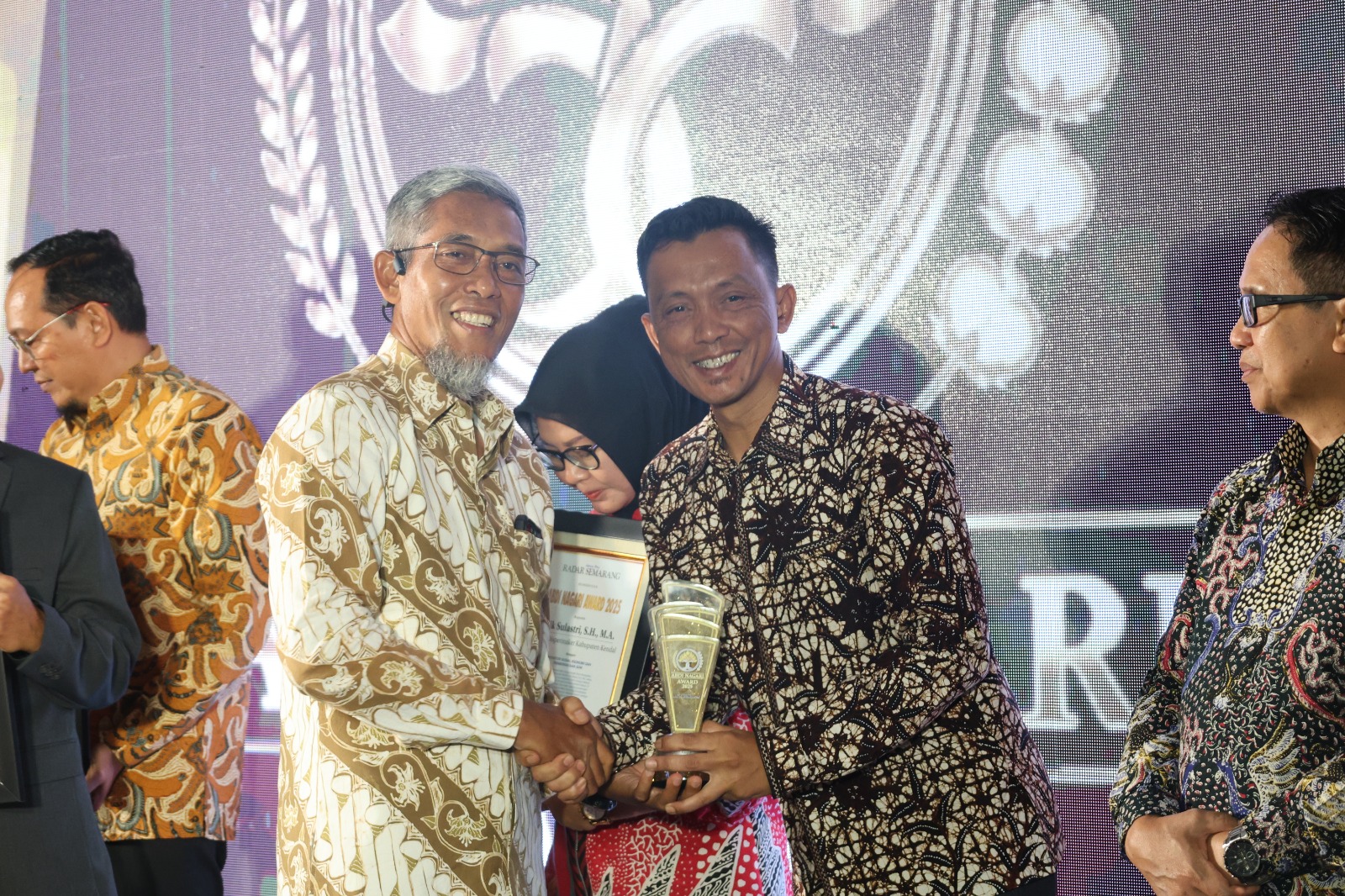 69435c04f0b12_WhatsApp Image 2025-12-13 at 00.59.59 (1).jpeg