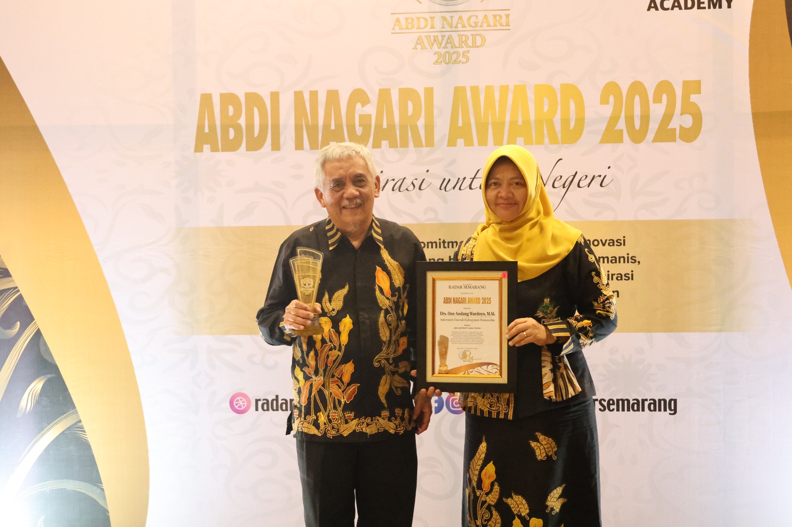 69435c0736702_WhatsApp Image 2025-12-13 at 00.59.54.jpeg