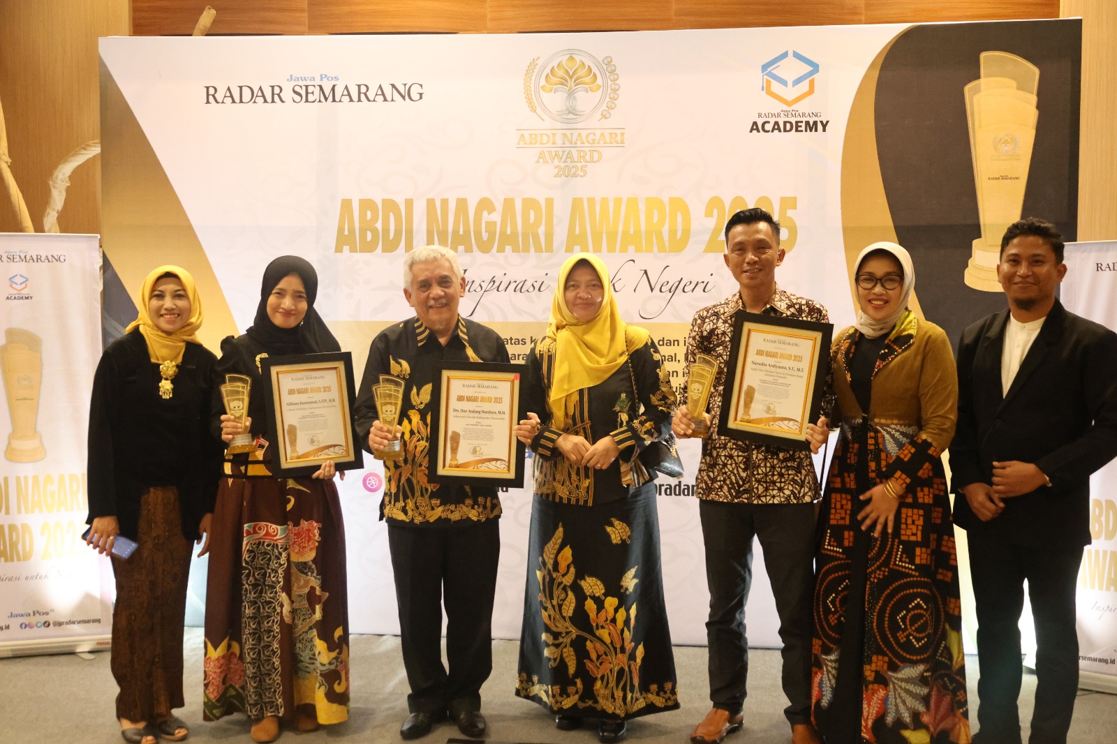 69435c07b2c60_WhatsApp Image 2025-12-13 at 00.59.56 (2).jpeg